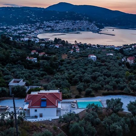 Ninemia Villa In Skopelos Exteriör bild