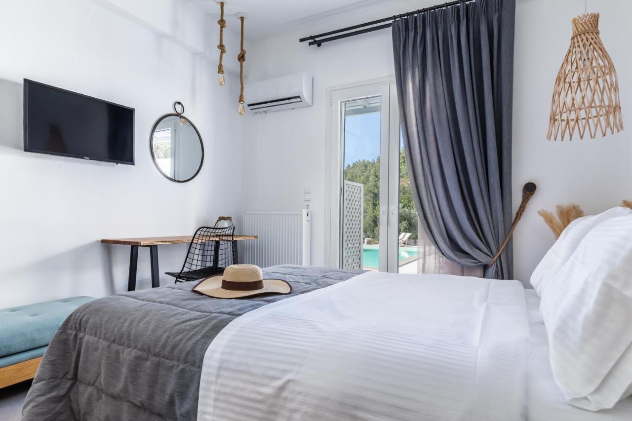Ninemia Villa In Skopelos Exteriör bild
